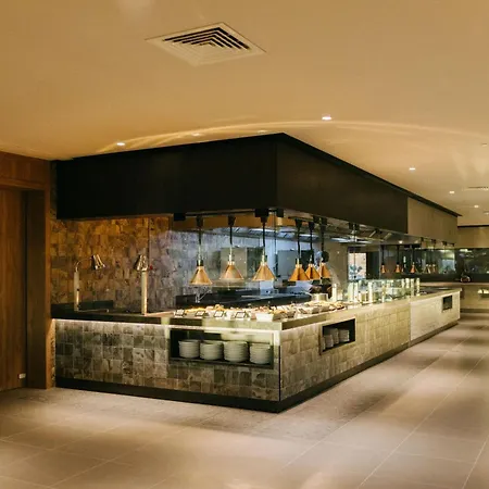 Bancal And Hotel
