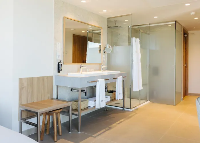 Hotel Bancal And 4*