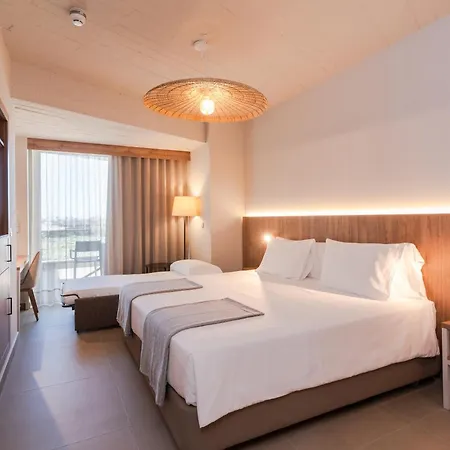 Bancal And Hotel 4*